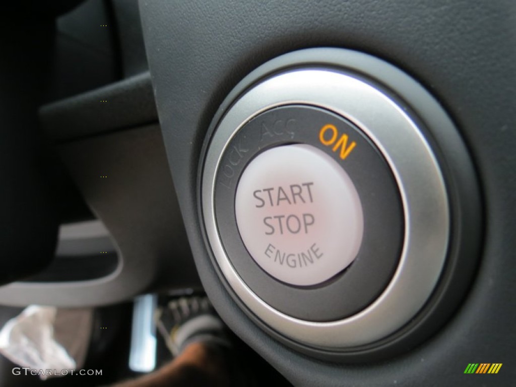 2013 Nissan 370Z NISMO Coupe Controls Photo #69247799