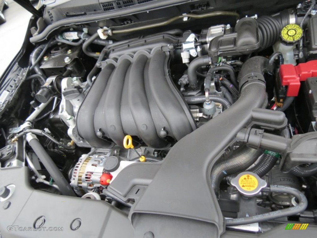 2012 Nissan Versa 1.8 S Hatchback 1.8 Liter DOHC 16-Valve CVTCS 4 Cylinder Engine Photo #69247947