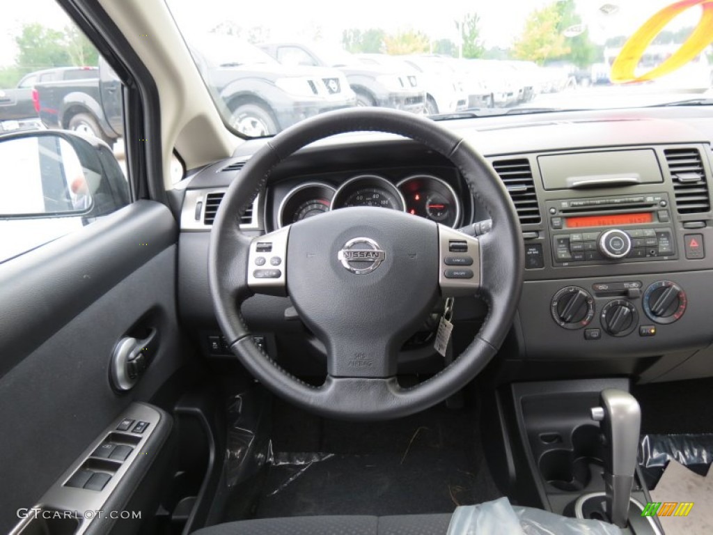 2012 Nissan Versa 1.8 S Hatchback Charcoal Steering Wheel Photo #69247965
