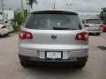 Reflex Silver Metallic - Tiguan SE Photo No. 4