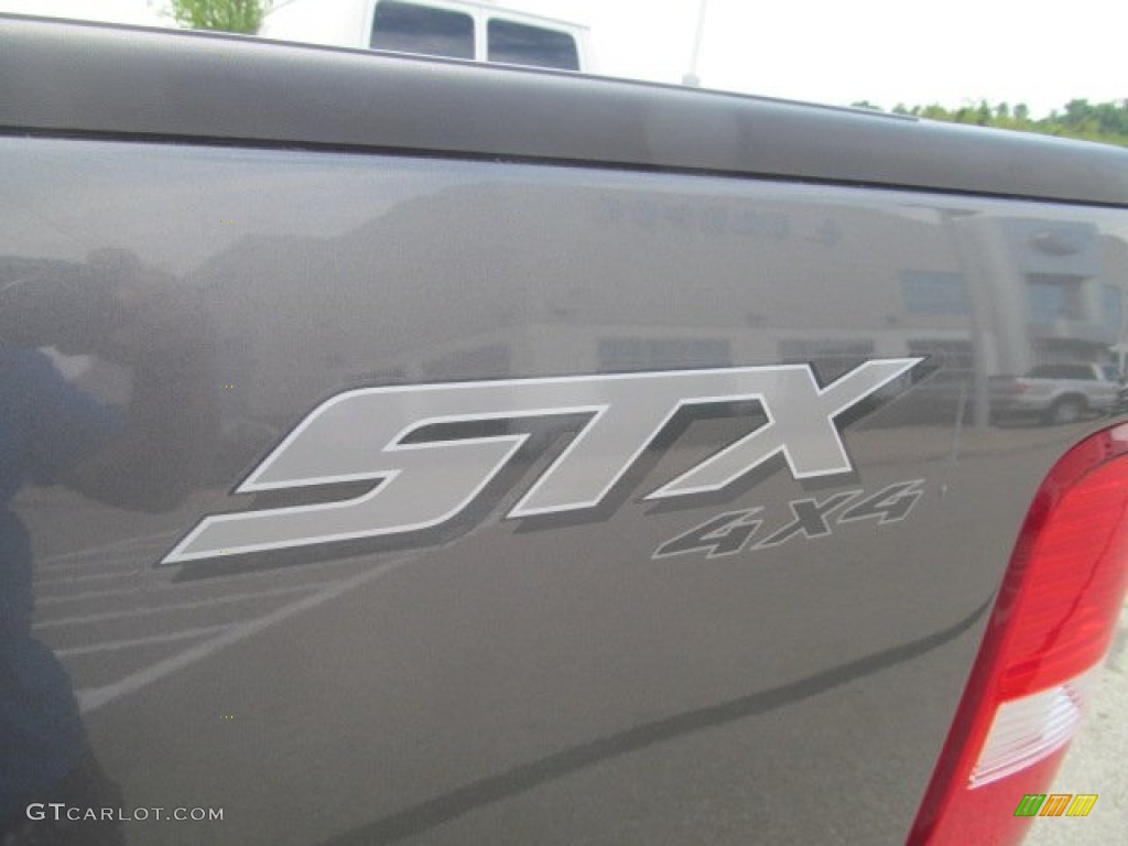 2006 F150 STX SuperCab 4x4 - Dark Shadow Grey Metallic / Medium Flint photo #7