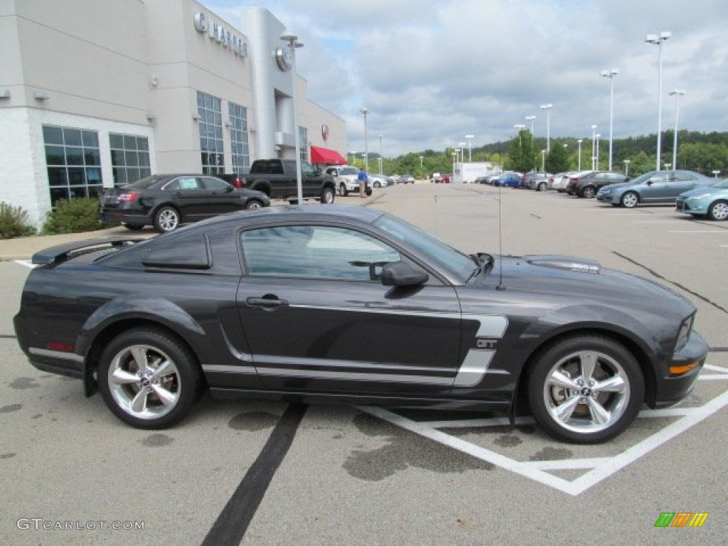 Alloy Metallic 2007 Ford Mustang GT Coupe Exterior Photo #69257628