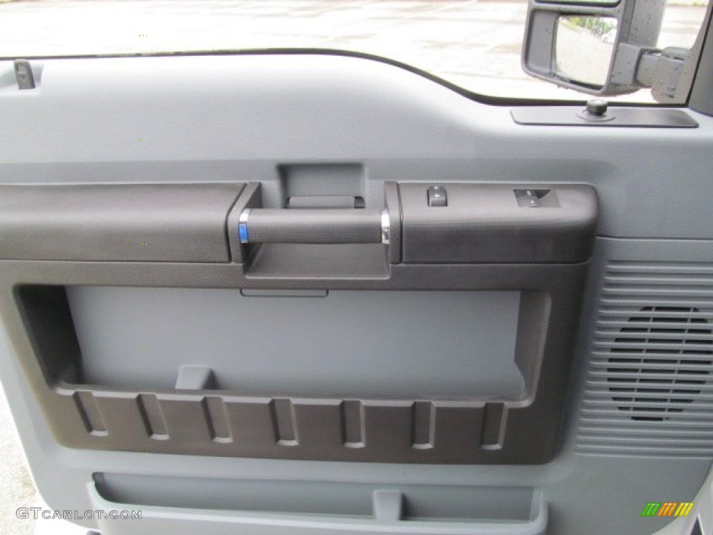 2012 Ford F550 Super Duty XL Regular Cab 4x4 Dump Truck Door Panel Photos