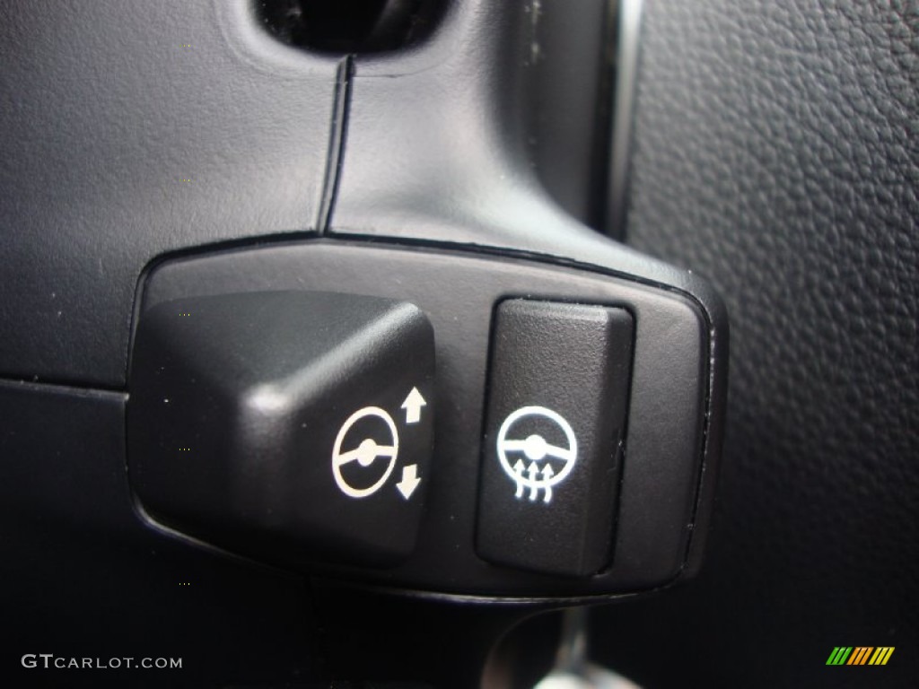 2010 BMW 5 Series 550i Sedan Controls Photo #69258975