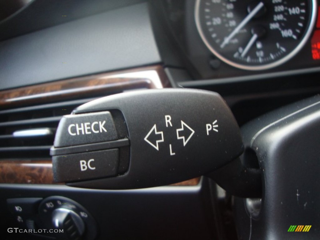 2010 BMW 5 Series 550i Sedan Controls Photo #69259032