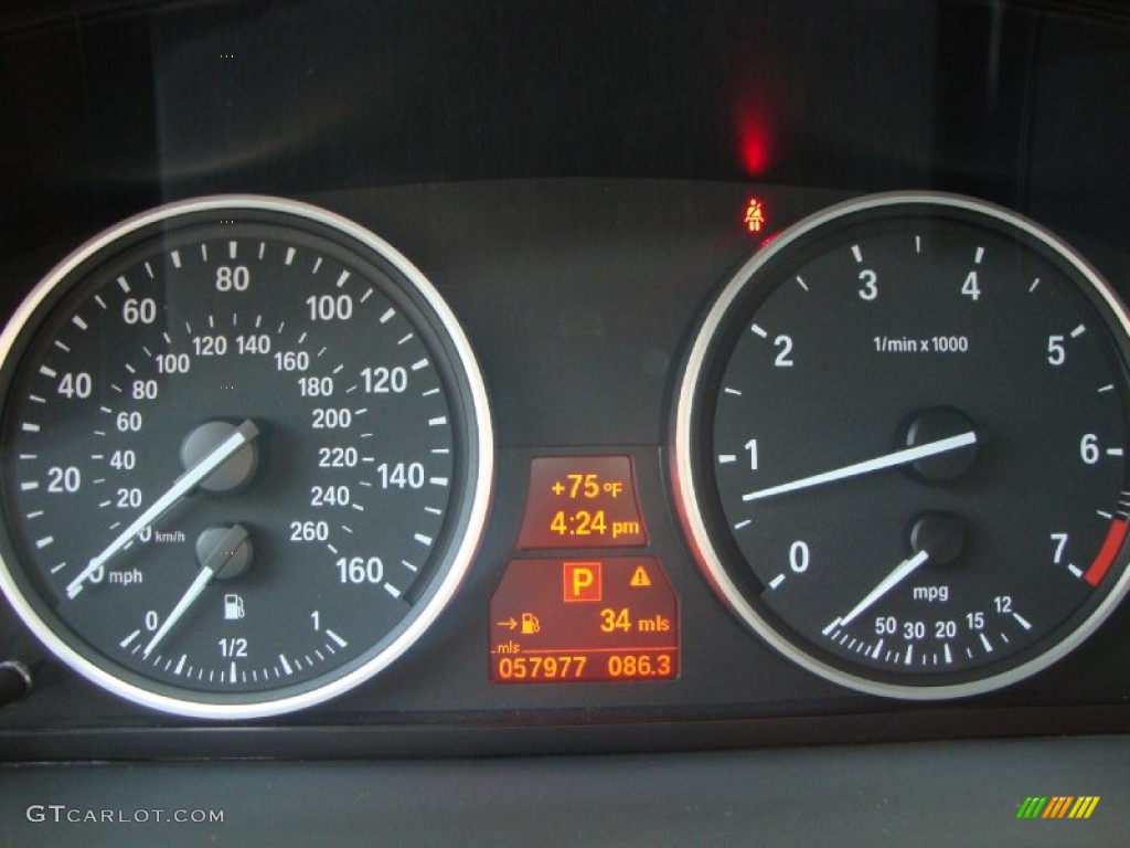 2010 BMW 5 Series 550i Sedan Gauges Photo #69259050