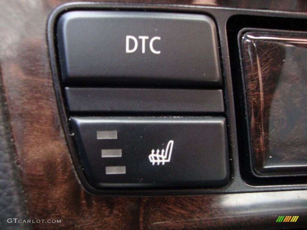 2010 BMW 5 Series 550i Sedan Controls Photo #69259080