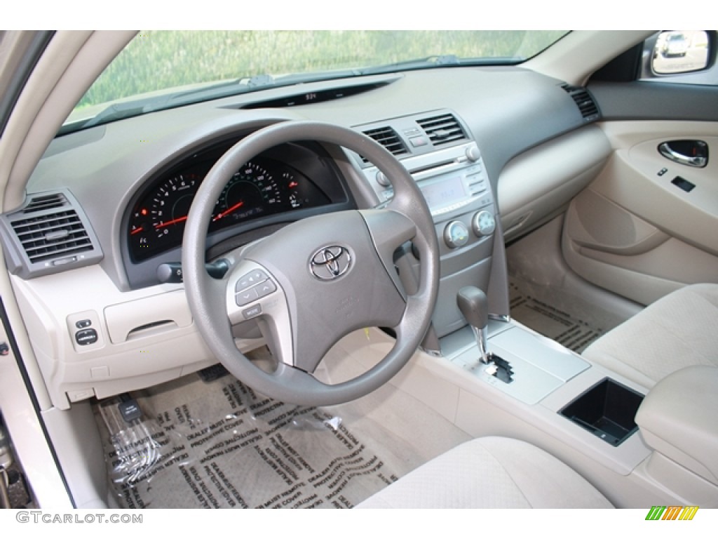 2008 Camry LE V6 - Desert Sand Mica / Bisque photo #9