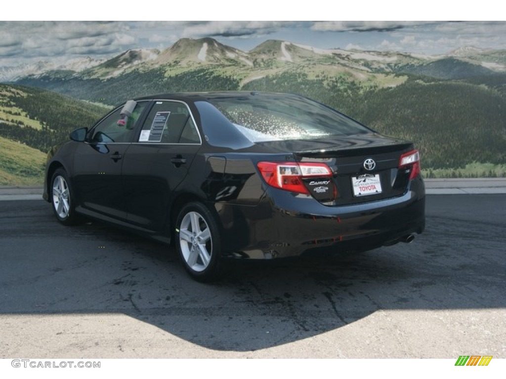 2012 Camry SE - Attitude Black Metallic / Black photo #2