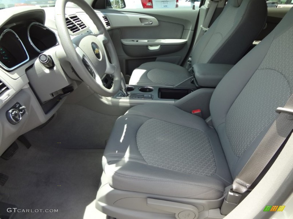 2010 Traverse LS - Silver Ice Metallic / Dark Gray/Light Gray photo #4