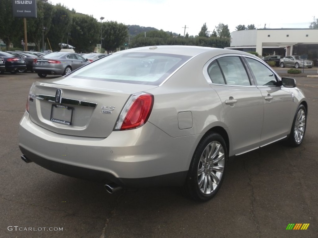 2009 MKS AWD Sedan - Smokestone Metallic / Light Camel photo #3