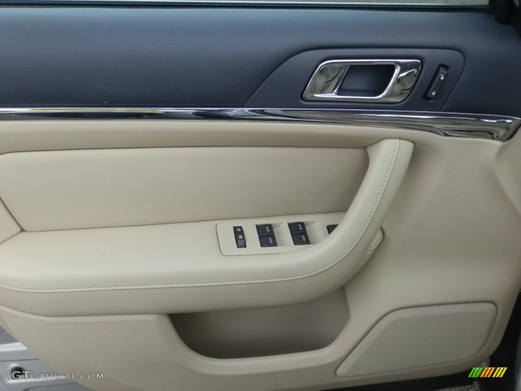 2009 Lincoln MKS AWD Sedan Door Panel Photos