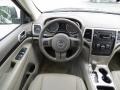 Natural Green Pearl - Grand Cherokee Laredo X Package Photo No. 21