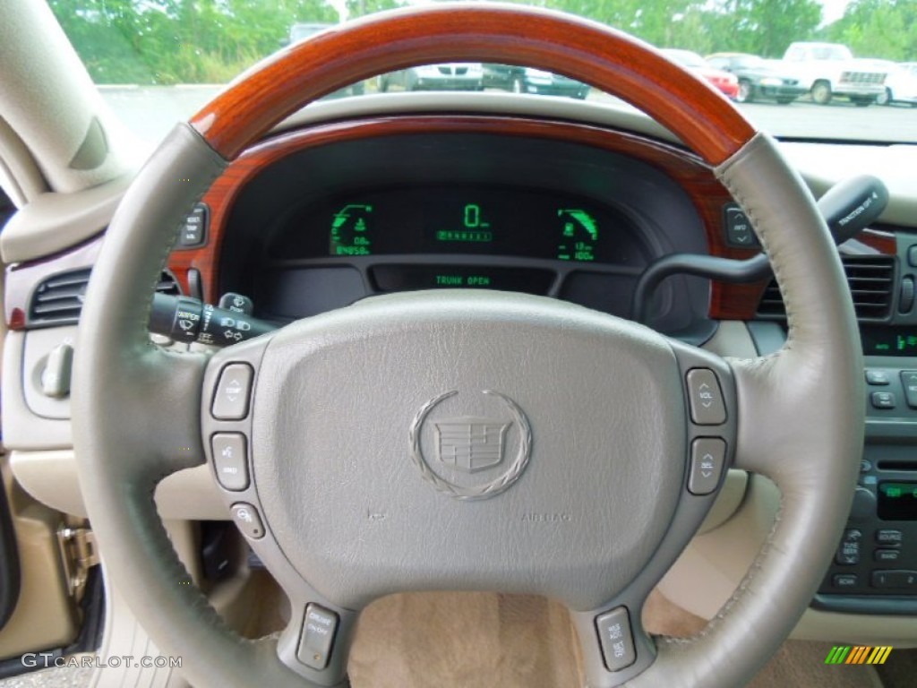 2005 DeVille Sedan - Light Cashmere / Shale photo #14