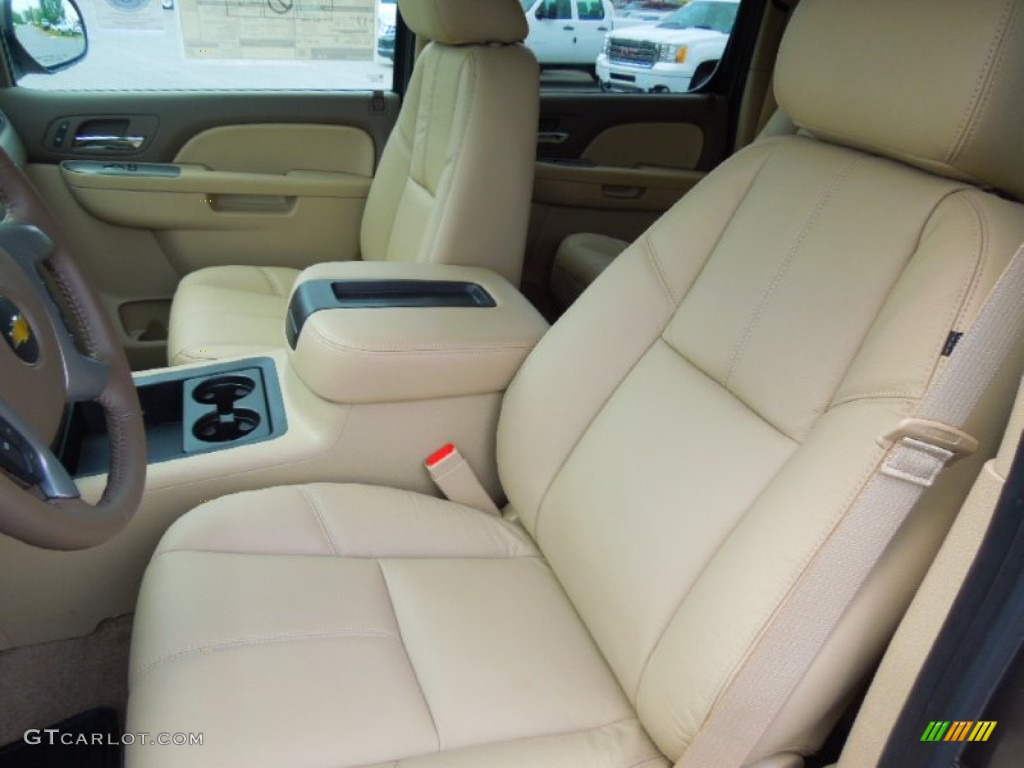 Light Cashmere/Dark Cashmere Interior 2013 Chevrolet Suburban LT 4x4 Photo #69269025