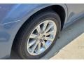 2011 Chrysler 300 Limited Wheel and Tire Photo