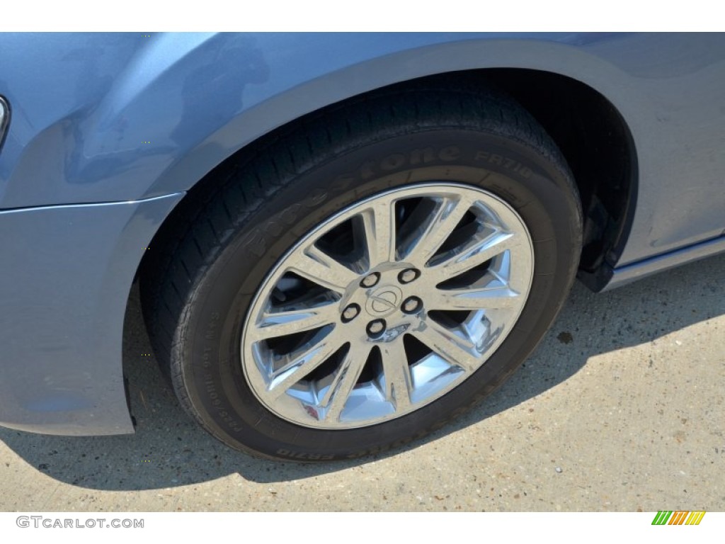 2011 Chrysler 300 Limited Wheel Photo #69269610