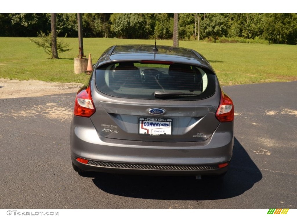 2012 Focus SE Sport 5-Door - Sterling Grey Metallic / Two-Tone Sport photo #6