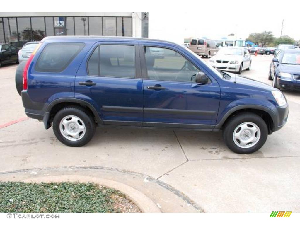 2004 CR-V LX - Eternal Blue Pearl / Black photo #8