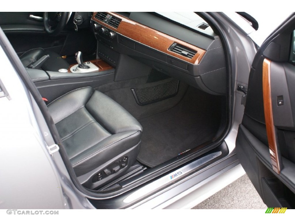2006 M5  - Silver Gray Metallic / Black photo #26