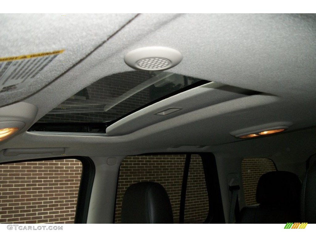 2009 9-7X 5.3i AWD - Graphite Gray Metallic / Carbon Black photo #17