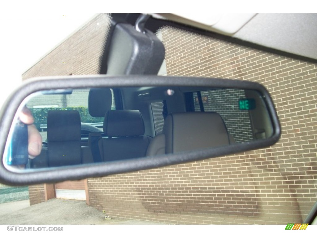 2002 Discovery II SE7 - Bonatti Gray Pearl / Bahama Beige photo #30