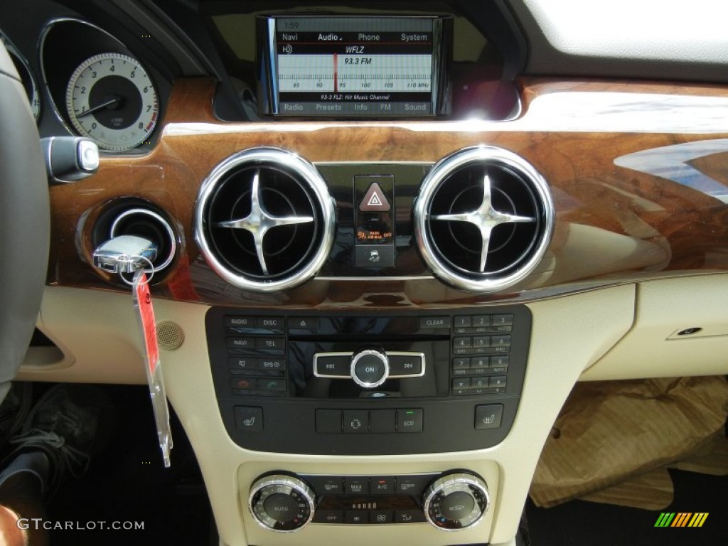 2013 Mercedes-Benz GLK 350 Controls Photo #69283710