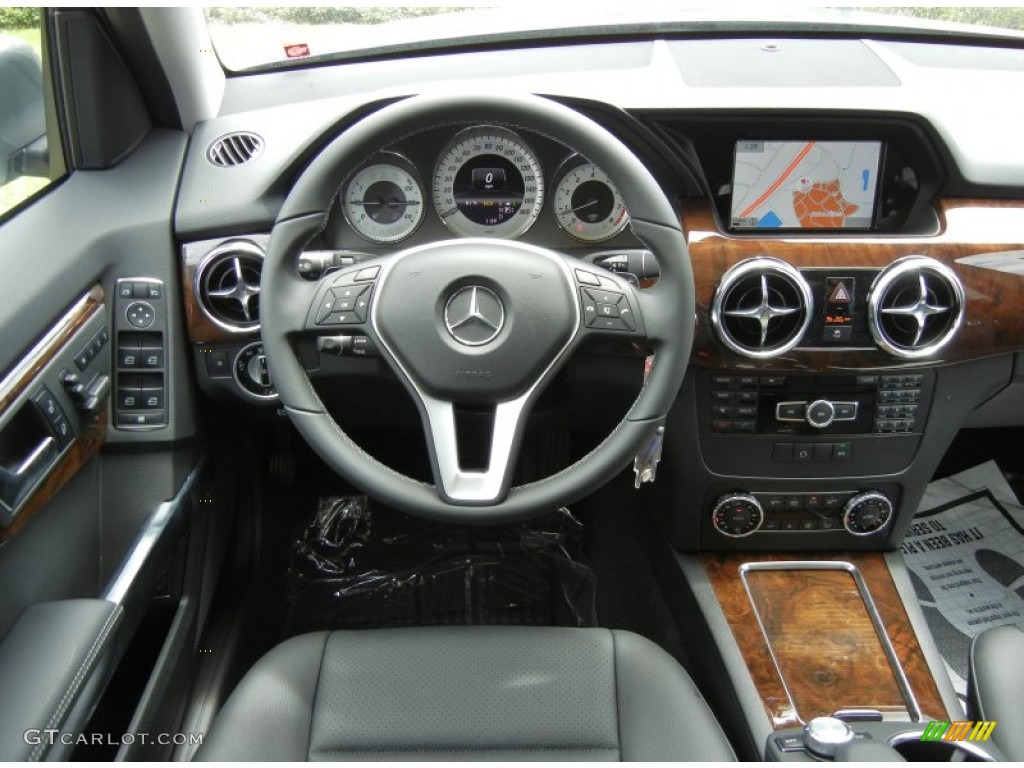 2013 Mercedes-Benz GLK 350 Black Dashboard Photo #69283926