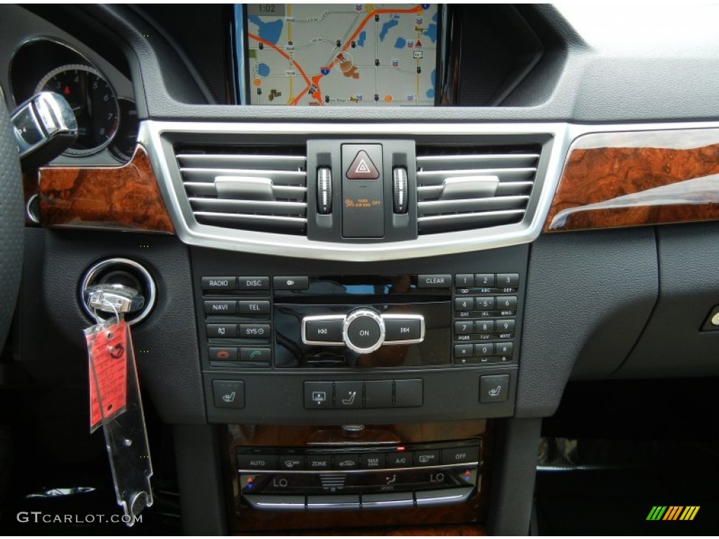 2013 Mercedes-Benz E 350 Sedan Controls Photo #69284052