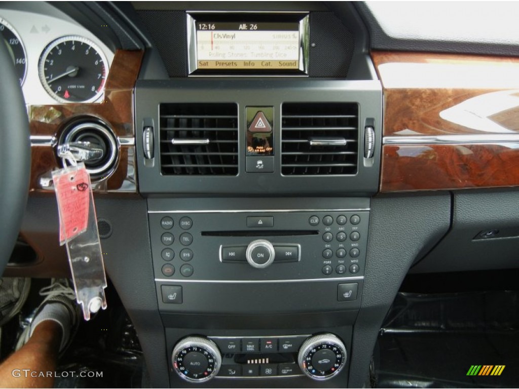 2012 Mercedes-Benz GLK 350 Controls Photo #69284610