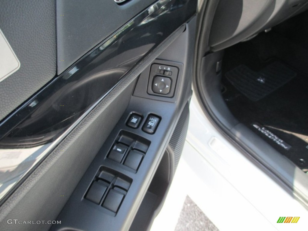 2012 Lancer Evolution MR - Wicked White / Black Recaro photo #8