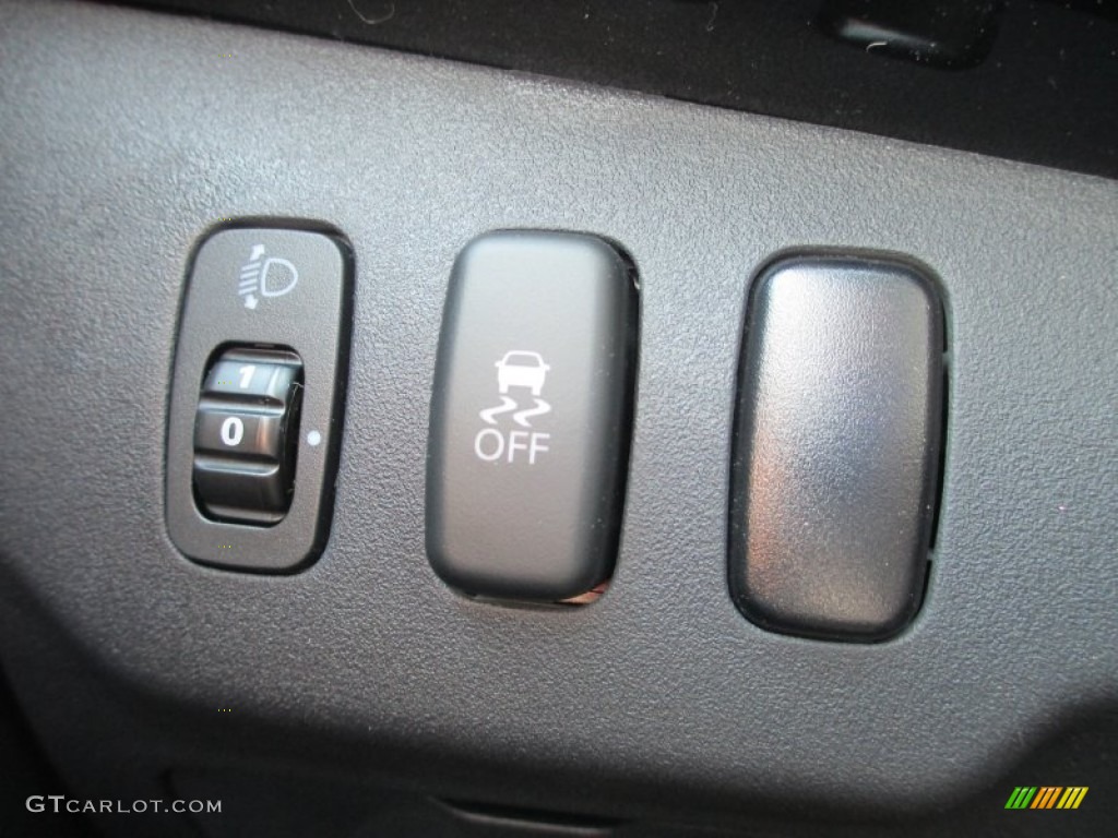 2012 Lancer Evolution MR - Wicked White / Black Recaro photo #9