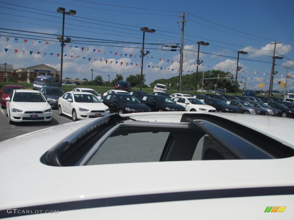2012 Lancer Evolution MR - Wicked White / Black Recaro photo #27