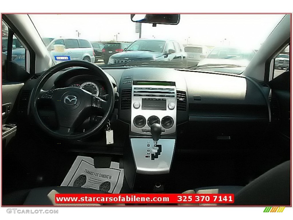 2006 MAZDA5 Sport - Whitewater Pearl / Black photo #30