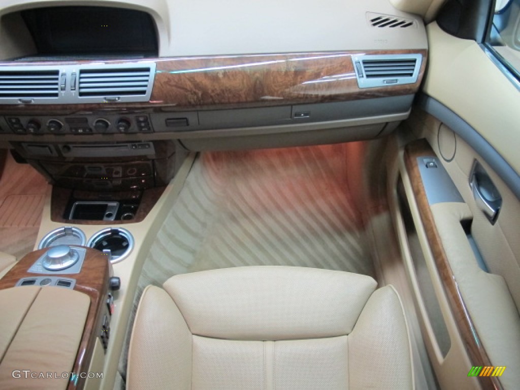 2003 7 Series 745i Sedan - Jet Black / Dark Beige/Beige III photo #26