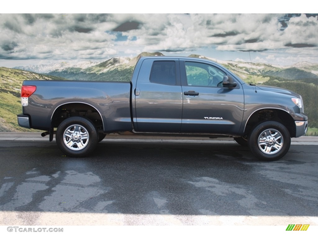 2010 Tundra Double Cab 4x4 - Slate Gray Metallic / Graphite Gray photo #2