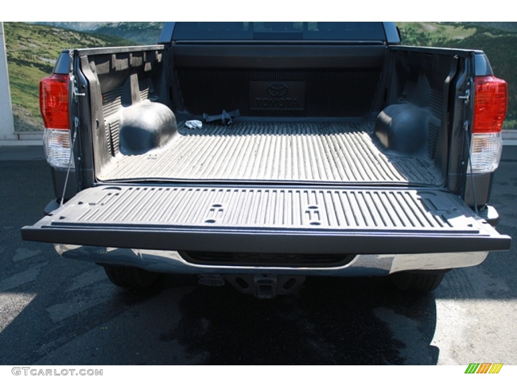 2010 Tundra Double Cab 4x4 - Slate Gray Metallic / Graphite Gray photo #17