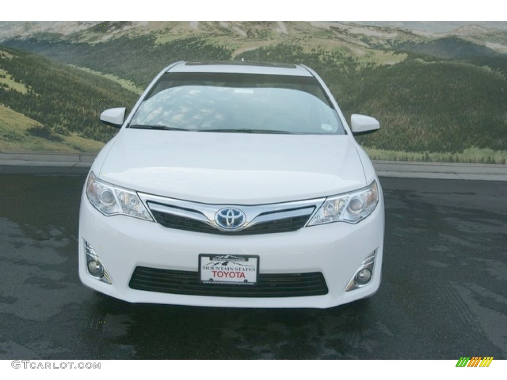 2012 Camry Hybrid XLE - Super White / Ivory photo #3