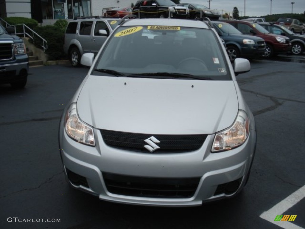 2007 SX4 Convenience AWD - Silky Silver Metallic / Black photo #3