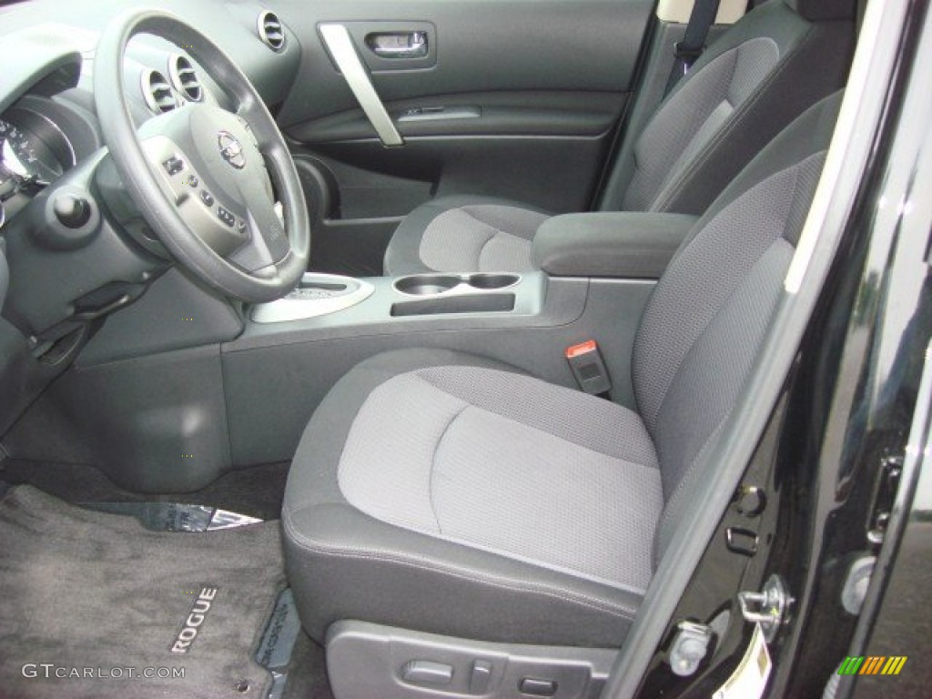 2011 Rogue SV - Wicked Black / Black photo #9
