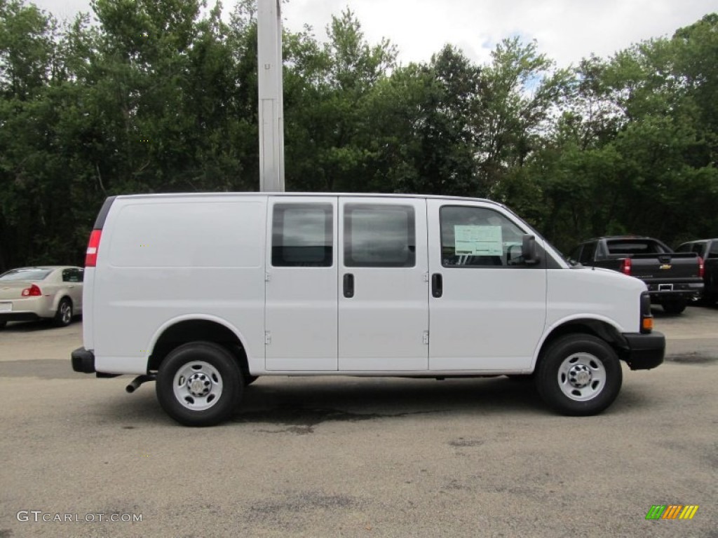 2013 Express 3500 Cargo Van - Summit White / Medium Pewter photo #4