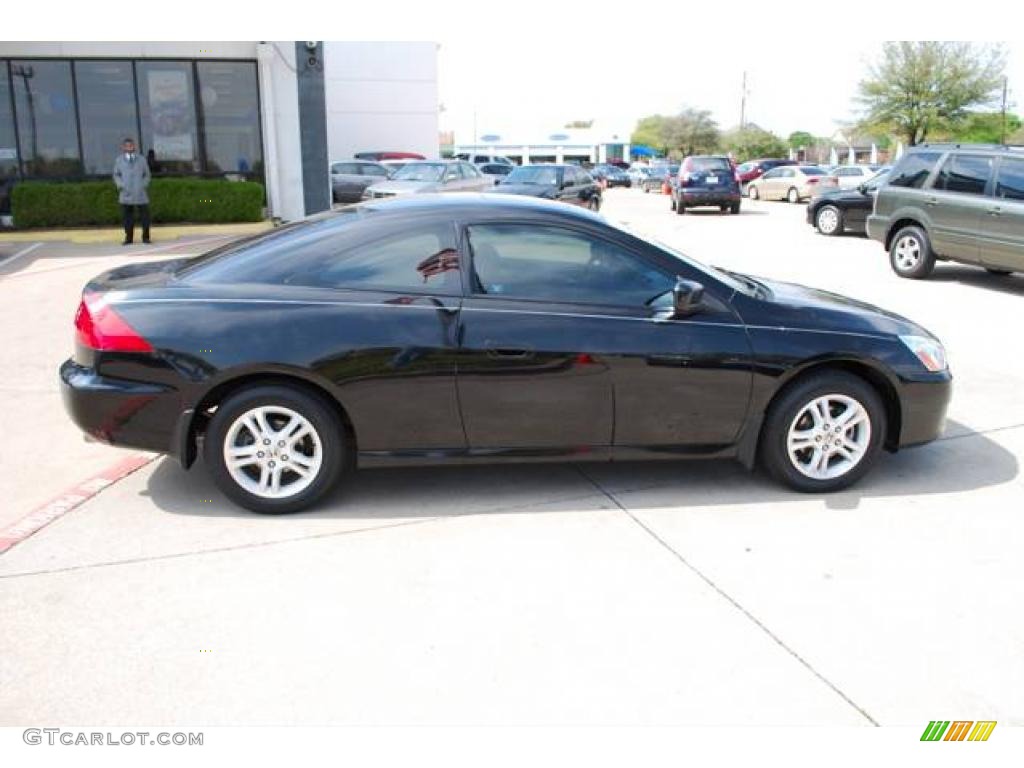 2006 Accord EX Coupe - Nighthawk Black Pearl / Black photo #8