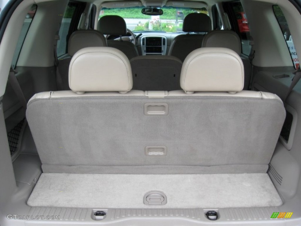 2002 Mercury Mountaineer AWD Trunk Photo #69302390