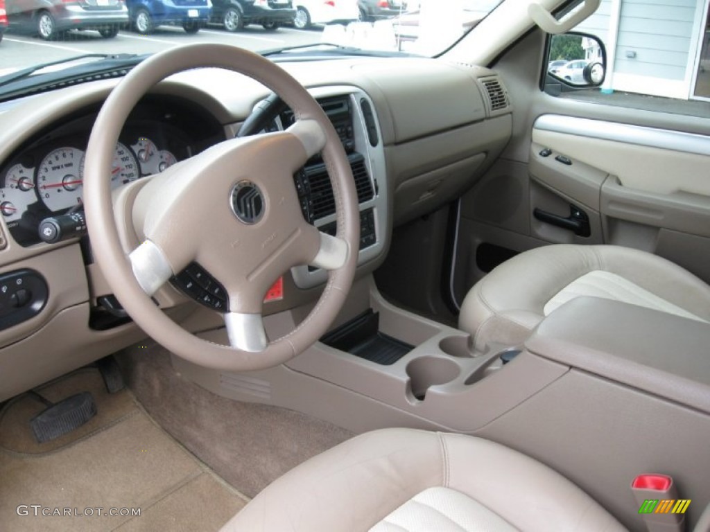 Medium Dark Parchment Interior 2002 Mercury Mountaineer AWD Photo #69302399