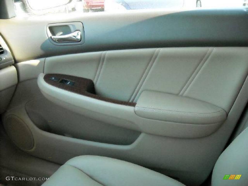 2006 Accord EX-L V6 Sedan - Desert Mist Metallic / Ivory photo #16