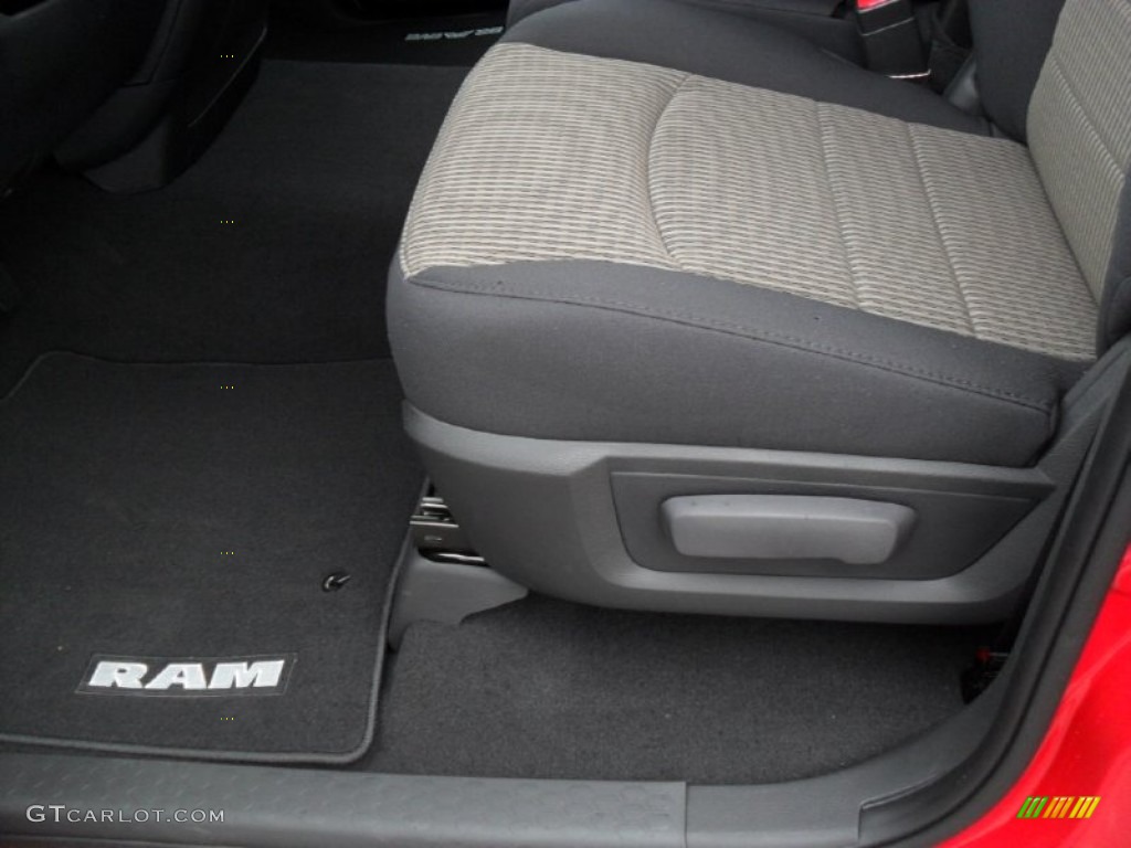 2011 Ram 1500 ST Quad Cab 4x4 - Flame Red / Dark Slate Gray/Medium Graystone photo #8