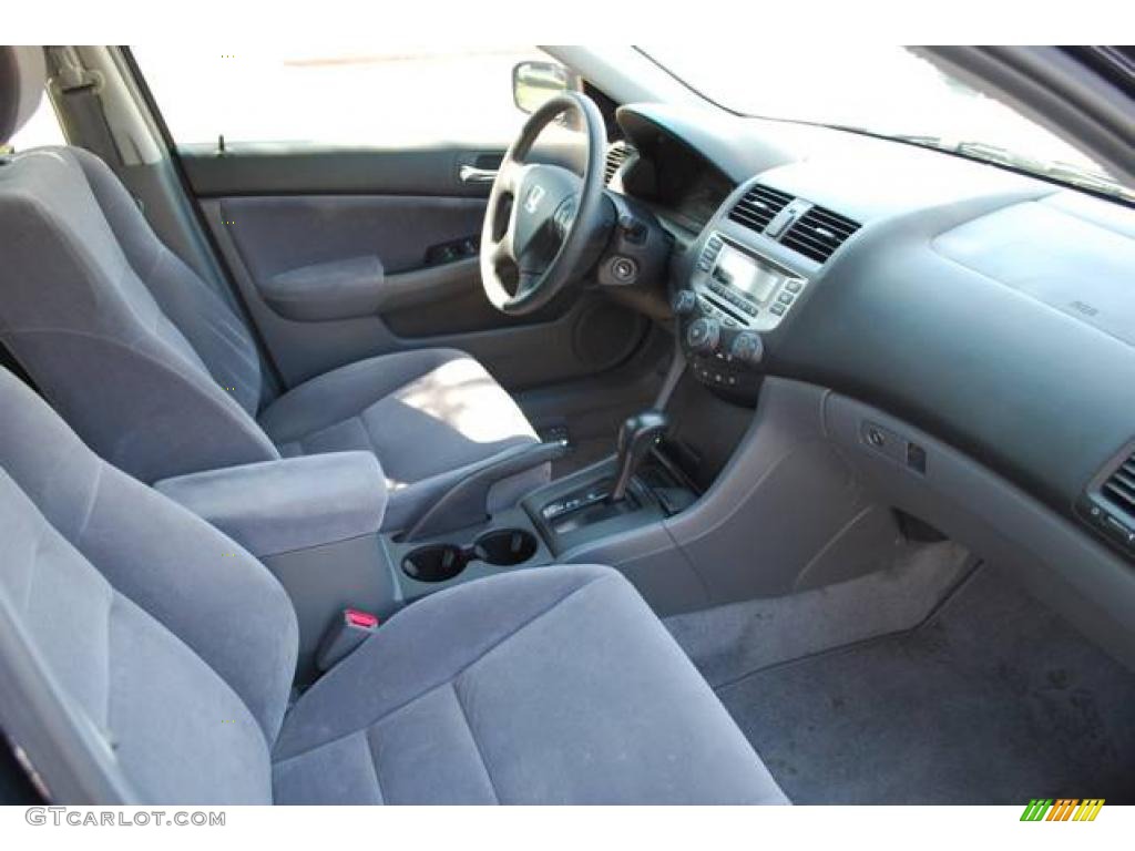 2006 Accord Value Package Sedan - Royal Blue Pearl / Gray photo #16