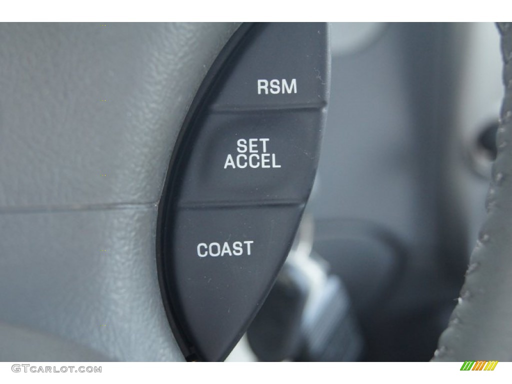 2005 Explorer Sport Trac XLT - Red Fire / Medium Dark Flint photo #26