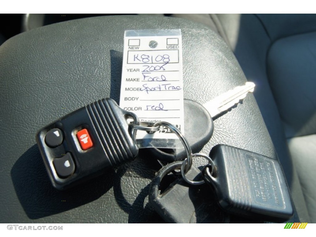 2005 Explorer Sport Trac XLT - Red Fire / Medium Dark Flint photo #35