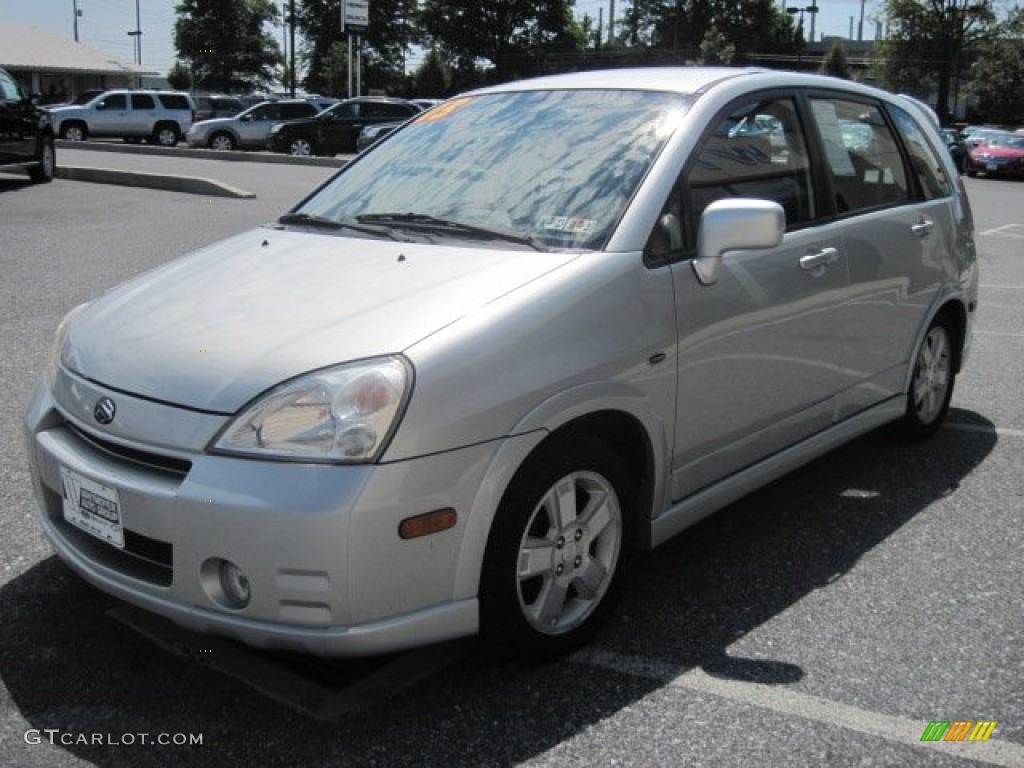 2003 Aerio SX AWD Sport Wagon - Silky Silver Metallic / Black photo #3